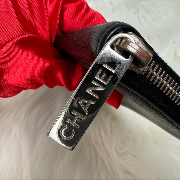 Chanel Caviar Long Zip Wallet - Picture 6 of 12